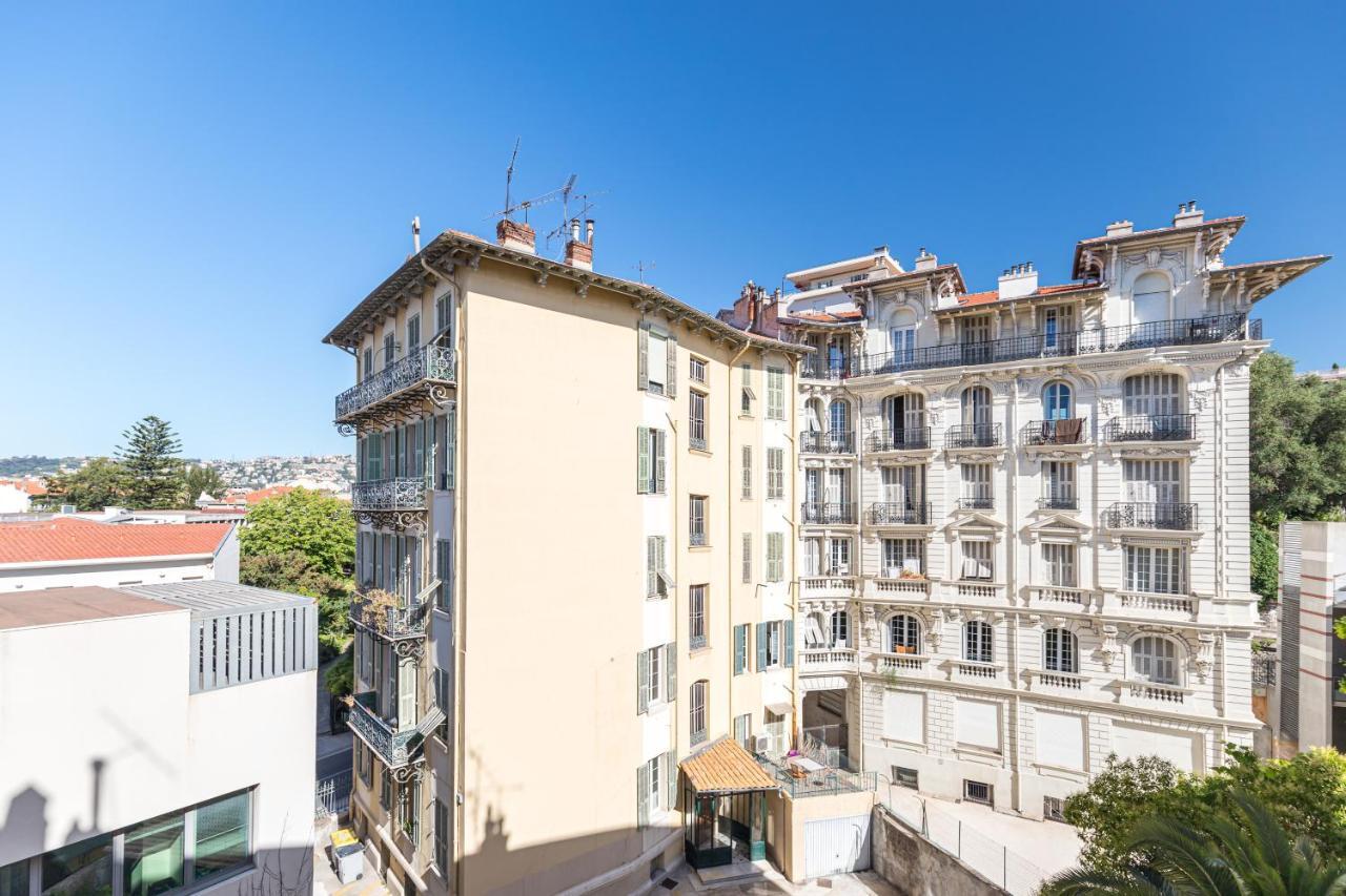 Squared Head-Apartment With Terrace In Νίκαια Εξωτερικό φωτογραφία