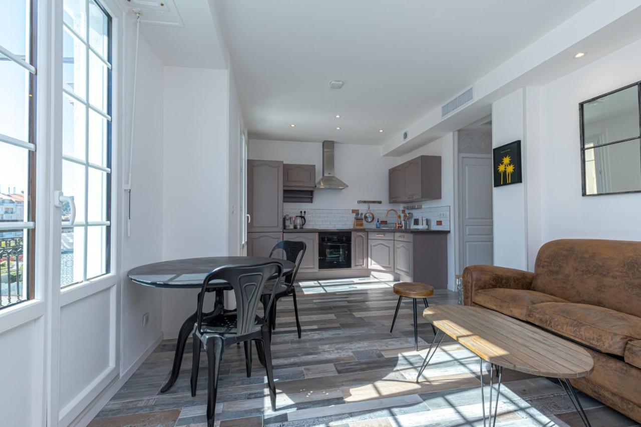 Squared Head-Apartment With Terrace In Νίκαια Εξωτερικό φωτογραφία